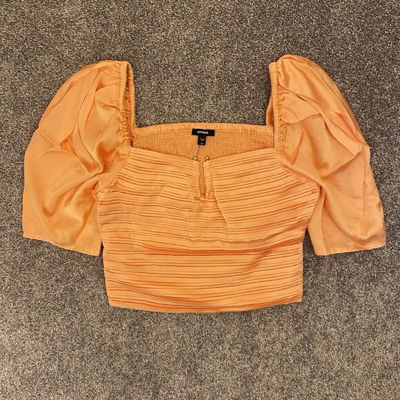 Express Women's Satin V-Bar Puff Sleeve Ruched Pleated Top Apricot Sz XS NWT $58 - Picture 5 of 16